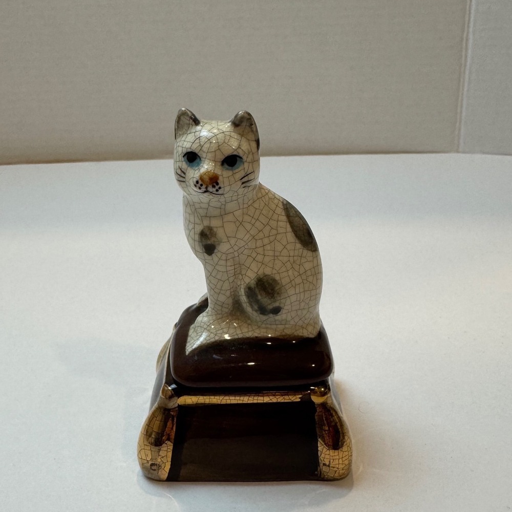 Vintage Takahashi San Francisco Ceramic Cat Trinket Box Crackle Glaze Figurine